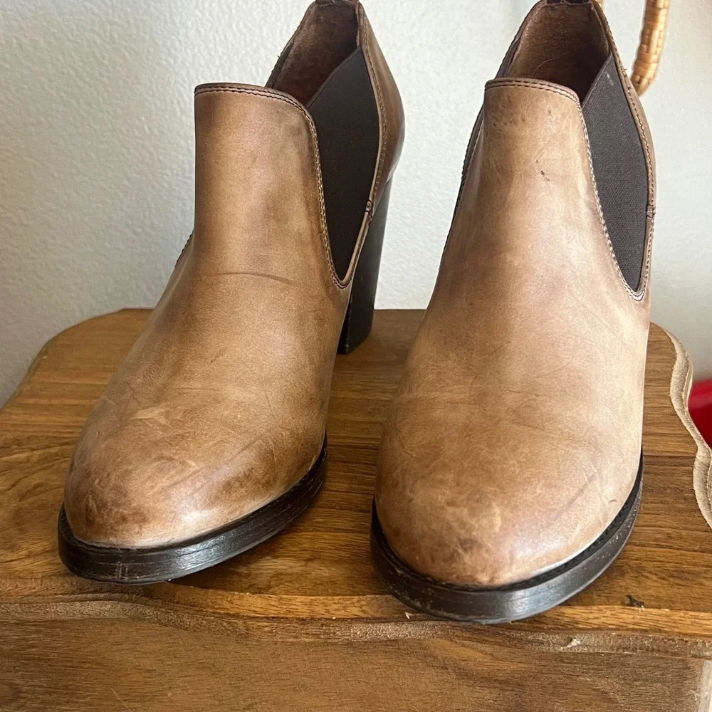 Ariat‎ Tan Leather Braided Back Block Heel Ankle Boots 10012049 Womens 9B
